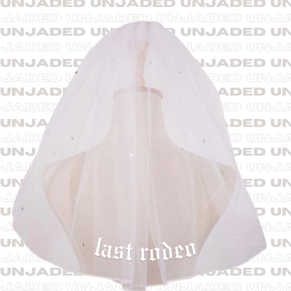 BRIDAL VEIL